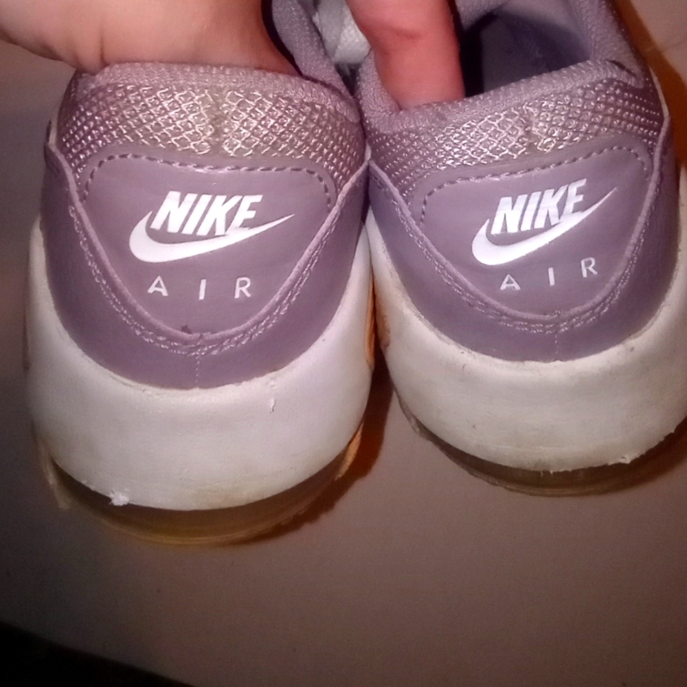 Nike Air size US 4Y girls